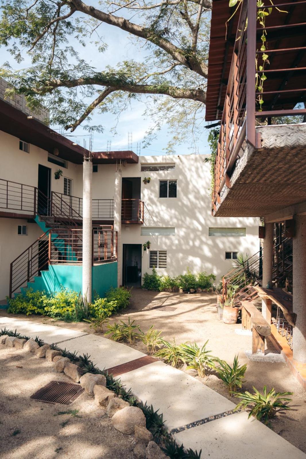 סאיוליטה Nuiya Hoteles Centro מראה חיצוני תמונה
